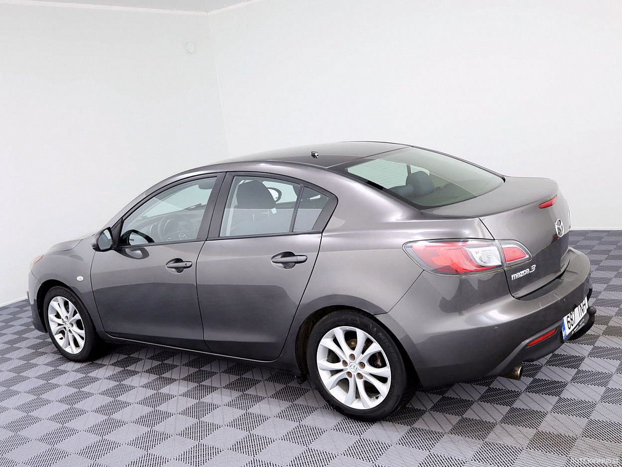 Mazda 3 | 3