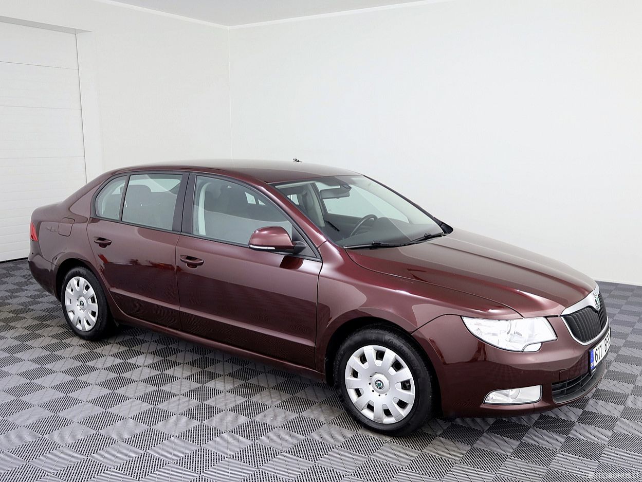 Skoda Superb, 1.8 l., sedanas