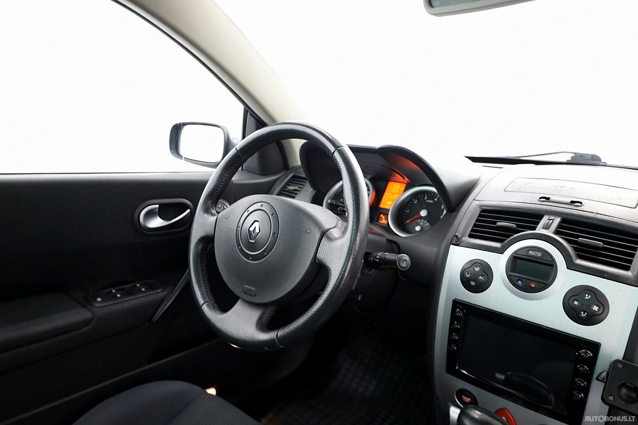 Renault Megane | 6