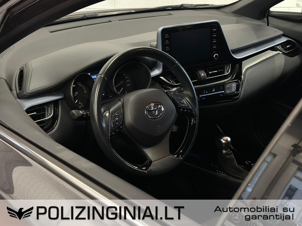 Toyota C-HR | 8
