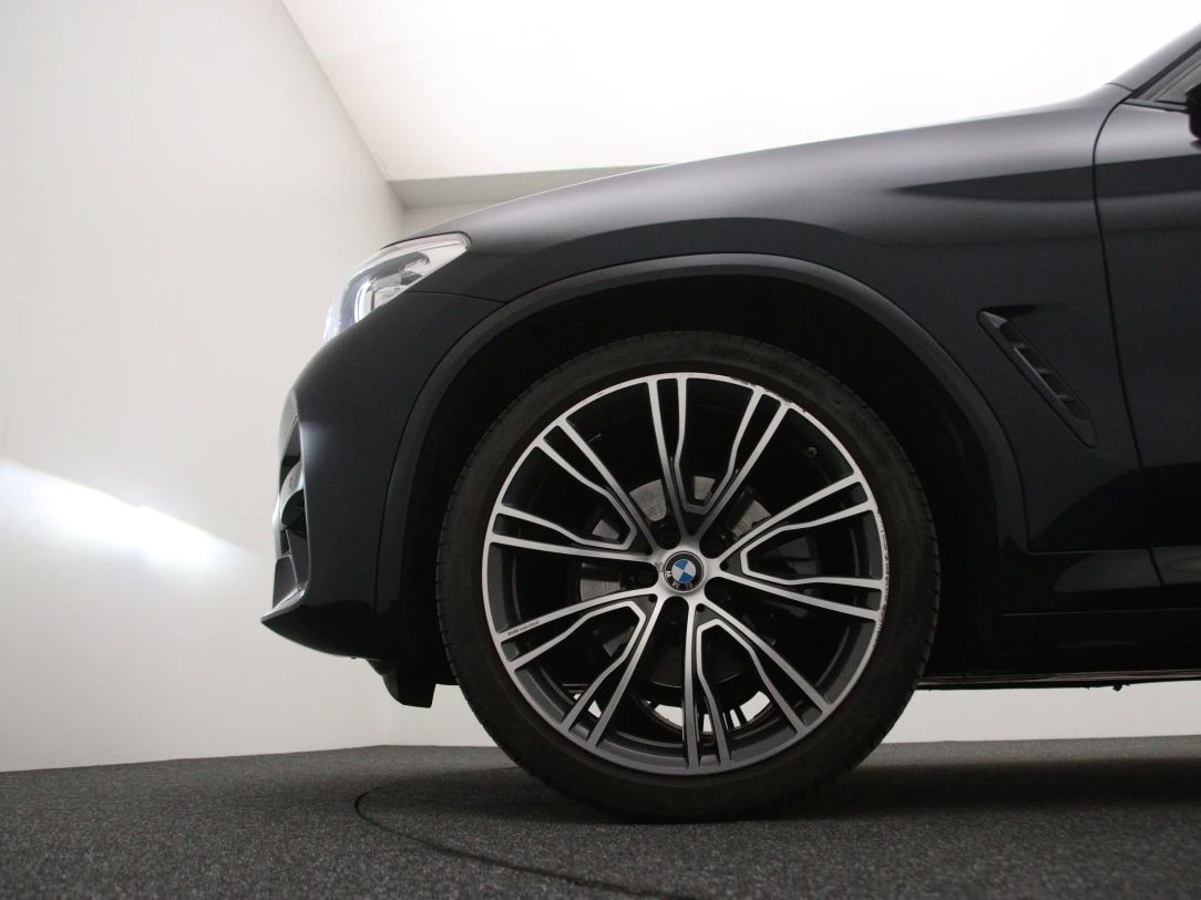 BMW X3 | 27