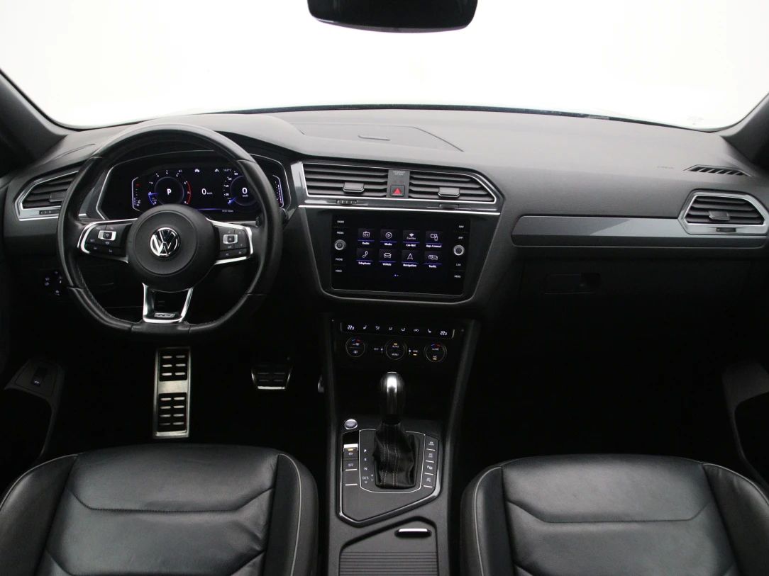 Volkswagen Tiguan | 1