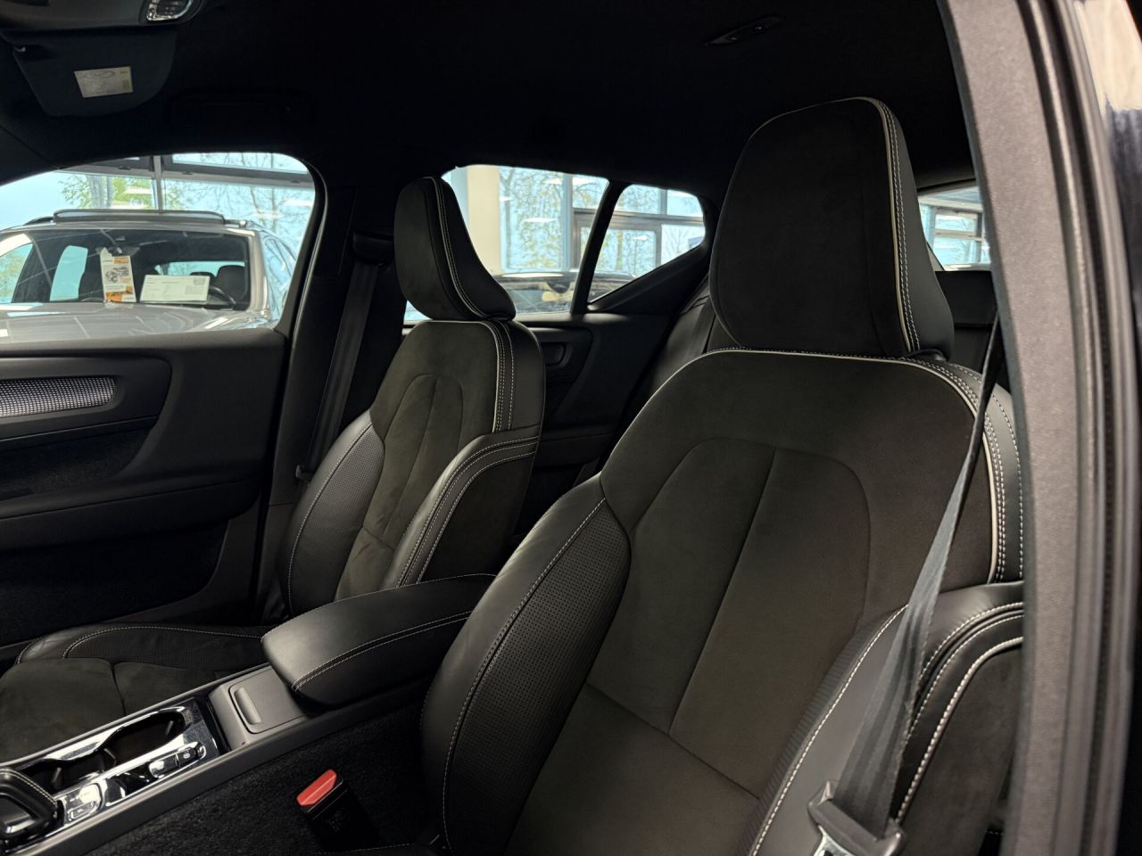 Volvo XC40 | 35