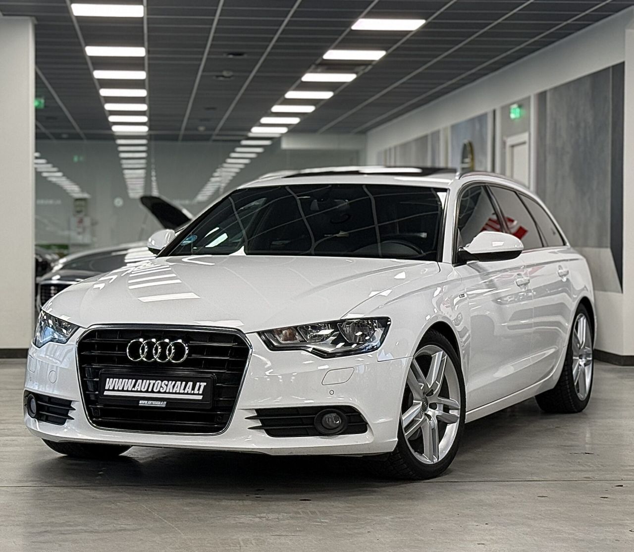Audi A6, 2.0 l., universalas