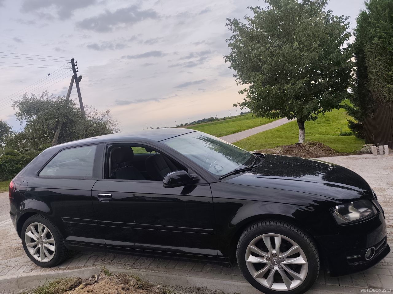 Audi A3, 1.6 l., hatchback
