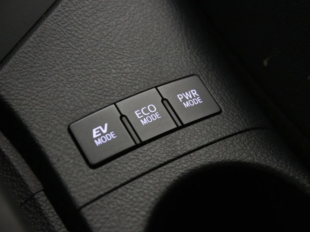 Toyota Auris | 32