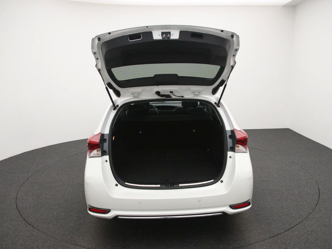 Toyota Auris | 36