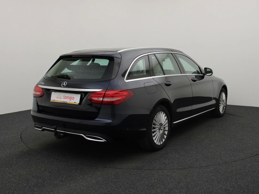 Mercedes-Benz C220 | 7