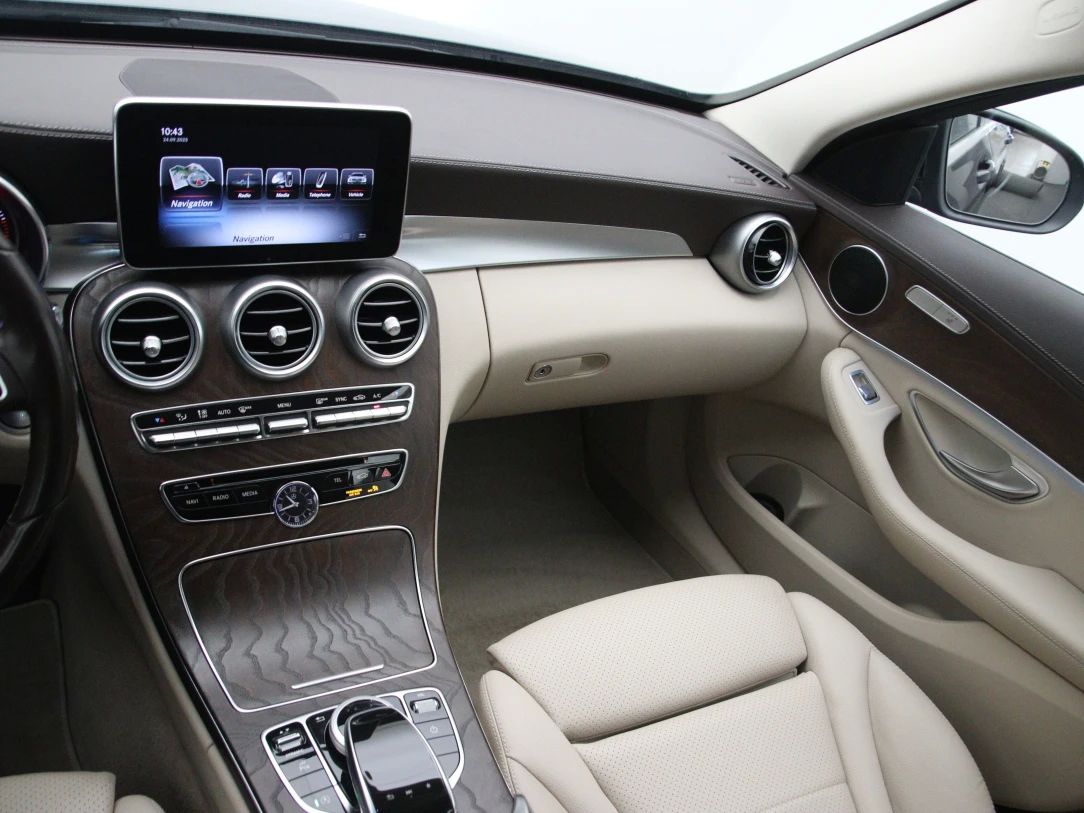 Mercedes-Benz C220 | 20