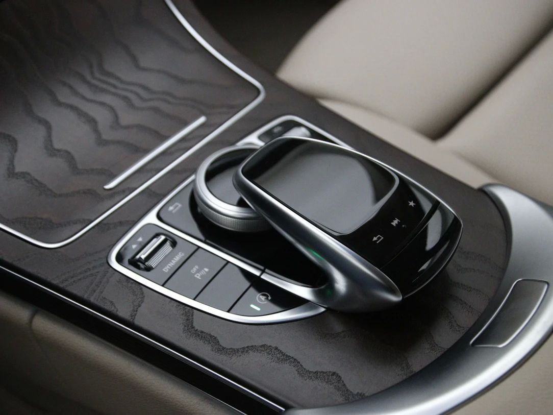 Mercedes-Benz C220 | 36