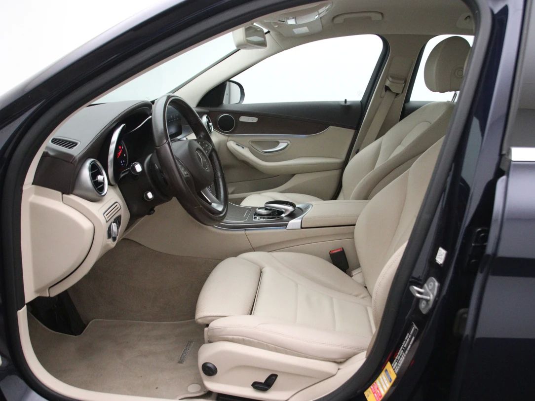 Mercedes-Benz C220 | 3