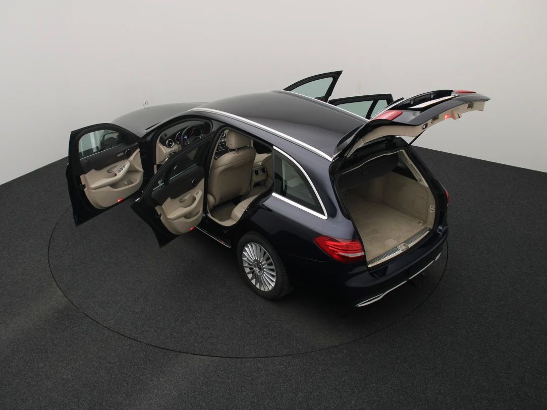 Mercedes-Benz C220 | 12