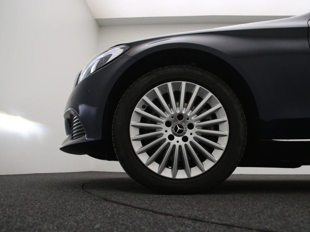 Mercedes-Benz C220 | 26