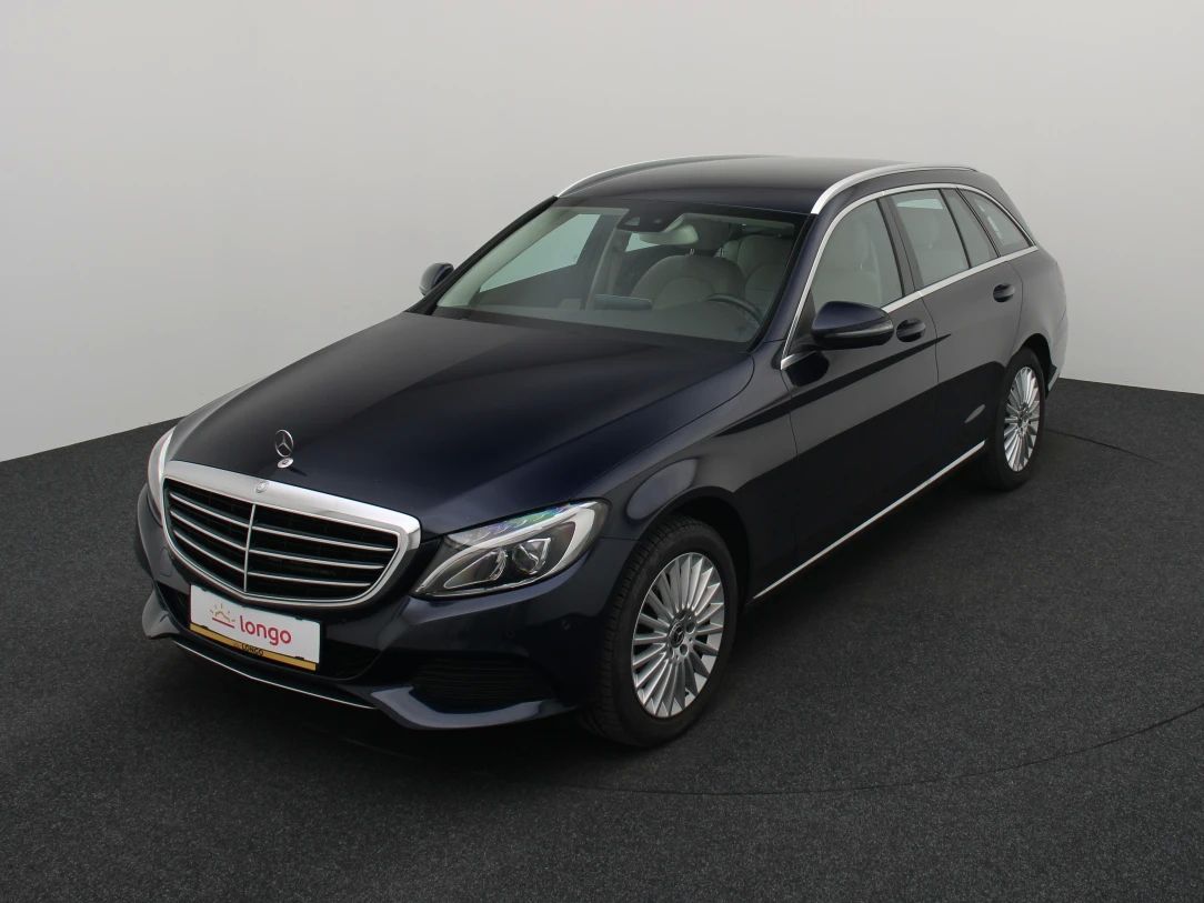 Mercedes-Benz C220