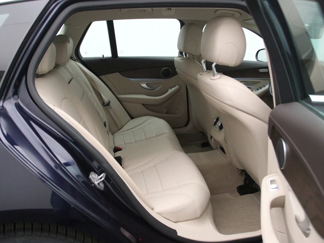 Mercedes-Benz C220 | 14