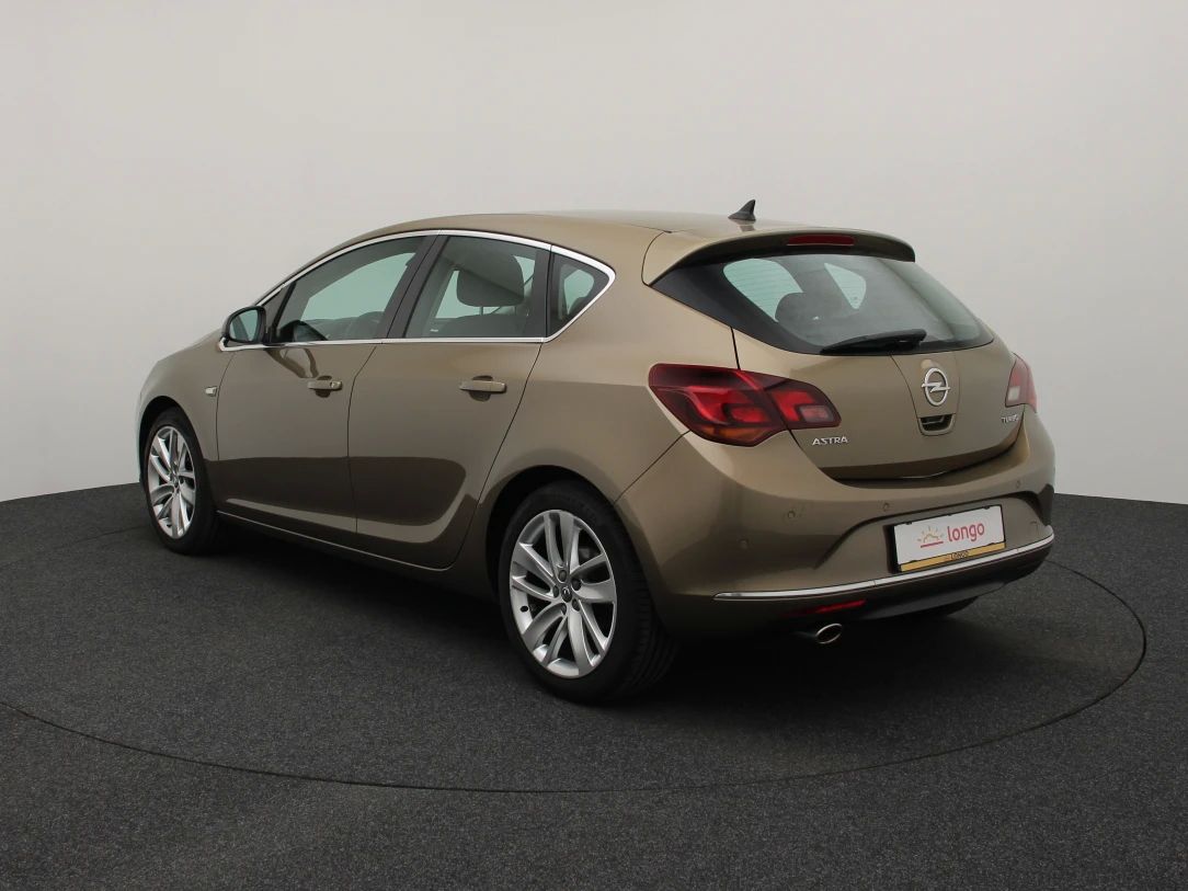 Opel Astra | 6