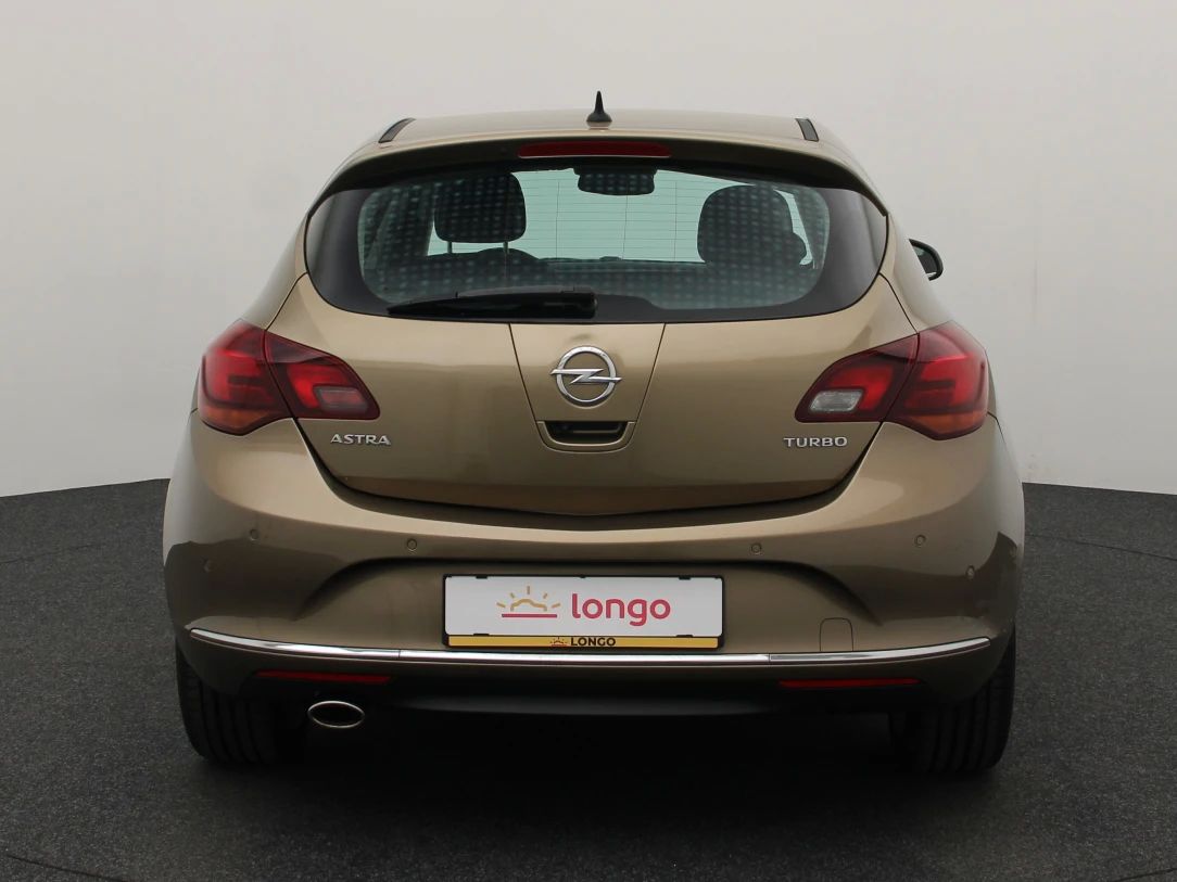 Opel Astra | 4