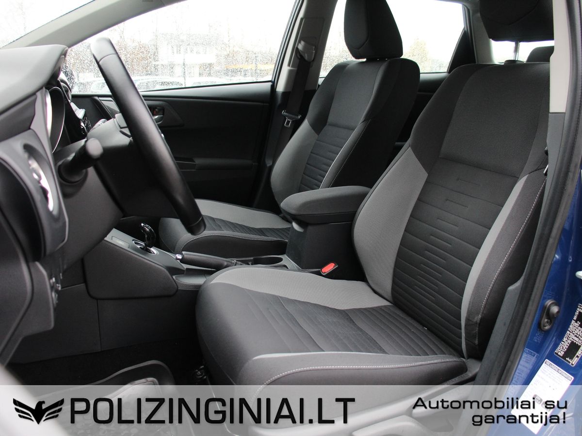 Toyota Auris | 14