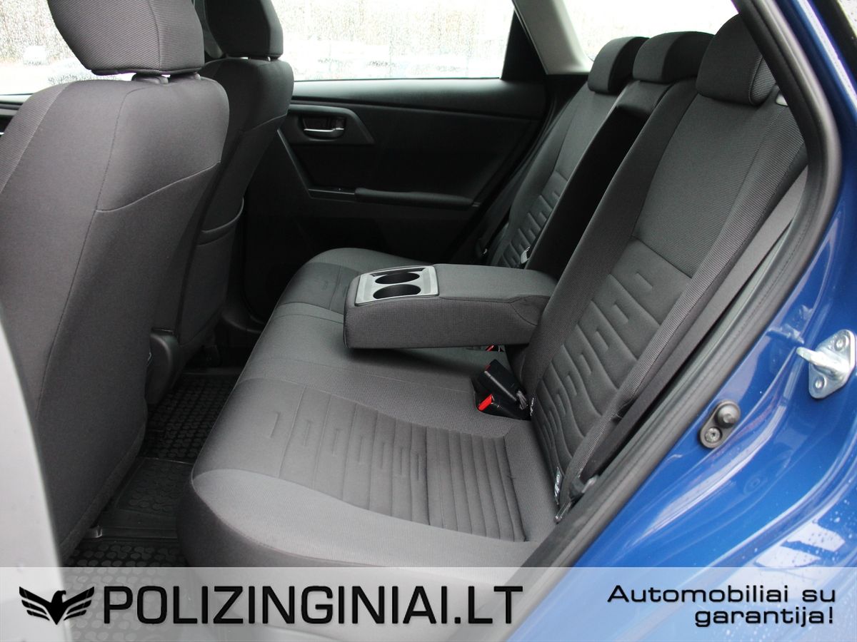 Toyota Auris | 15