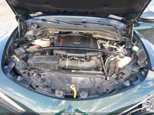 Alfa Romeo Stelvio | 9