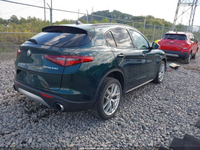 Alfa Romeo Stelvio | 3