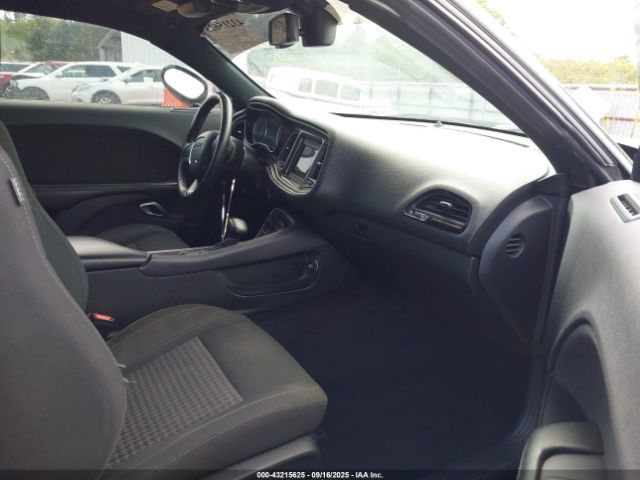 Dodge Challenger | 4