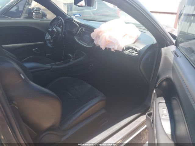 Dodge Challenger | 4