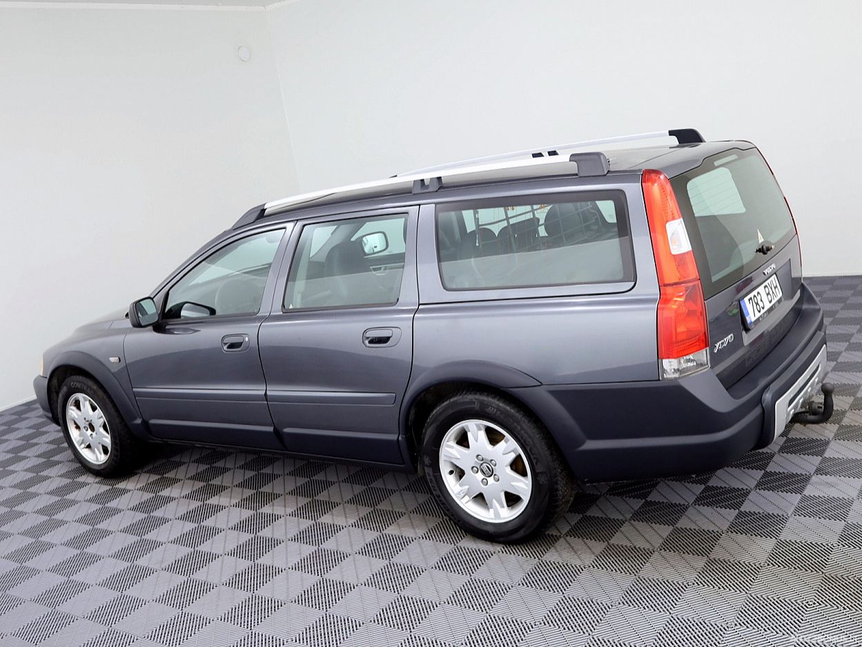 Volvo XC70 | 3