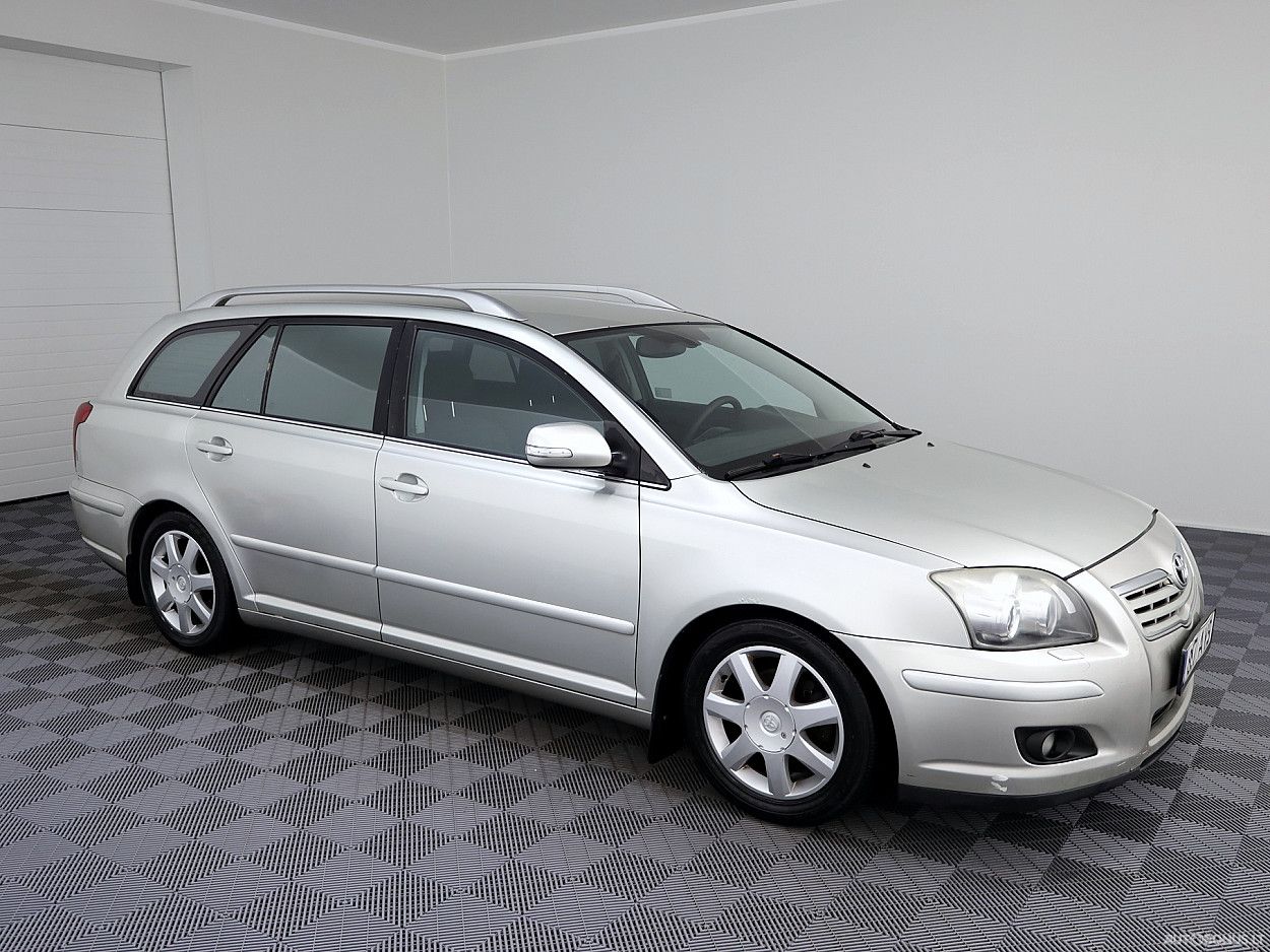 Toyota Avensis, 1.8 l., universalas