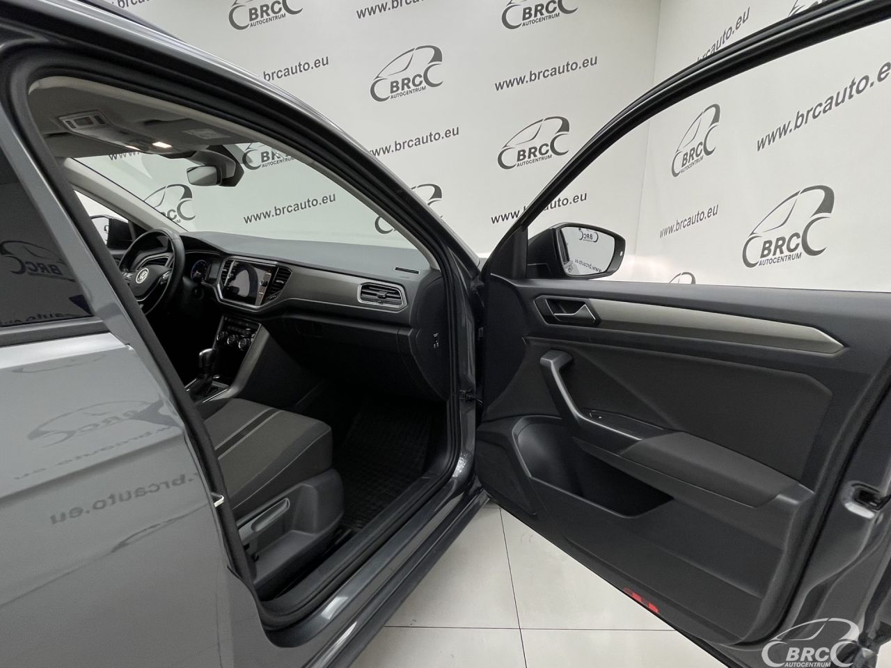 Volkswagen T-Roc | 7