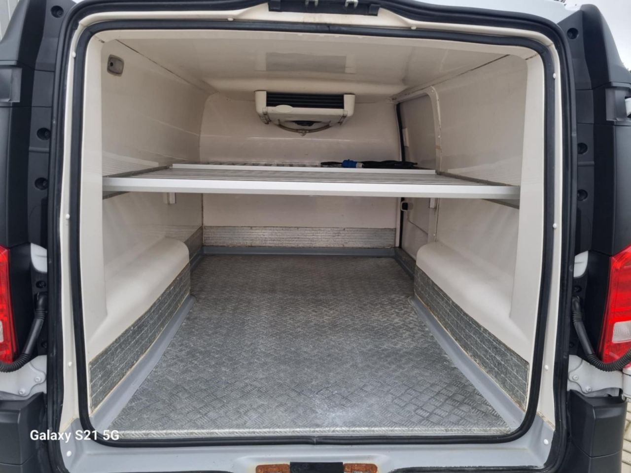 Mercedes-Benz Vito | 9