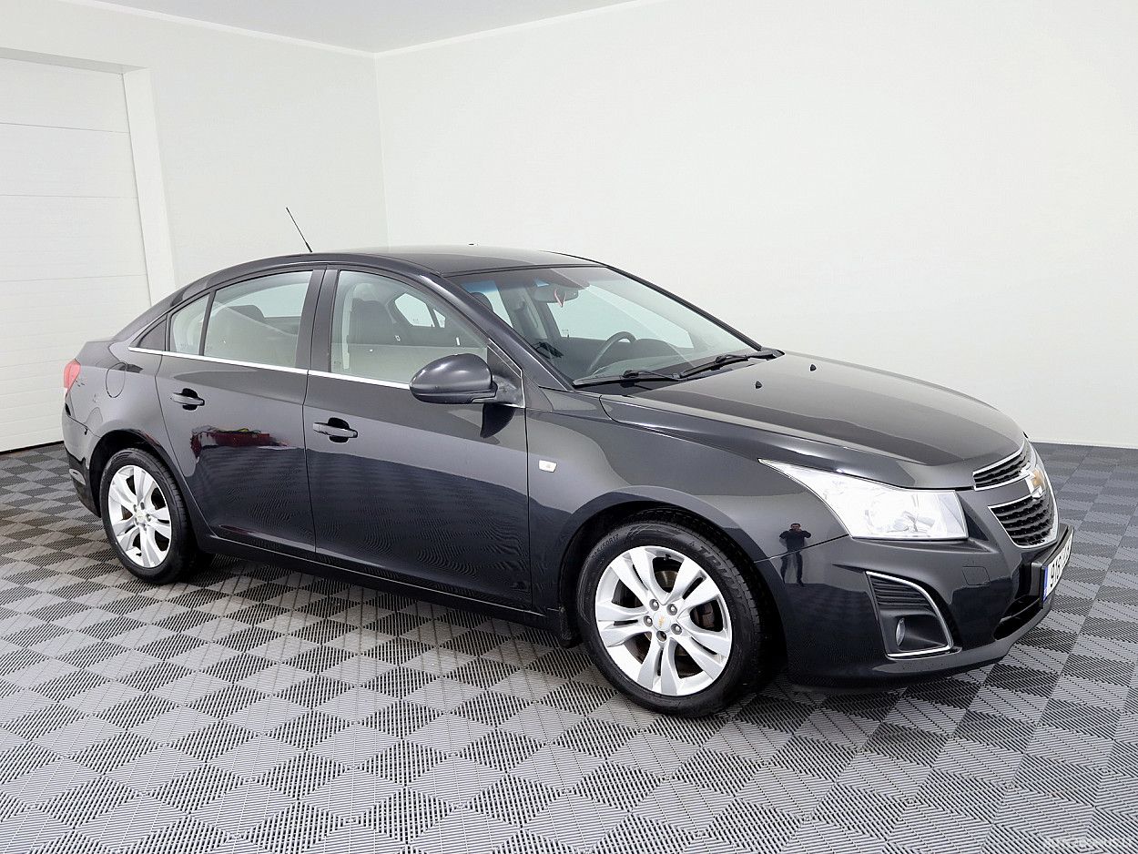 Chevrolet Cruze, 1.8 l., sedanas