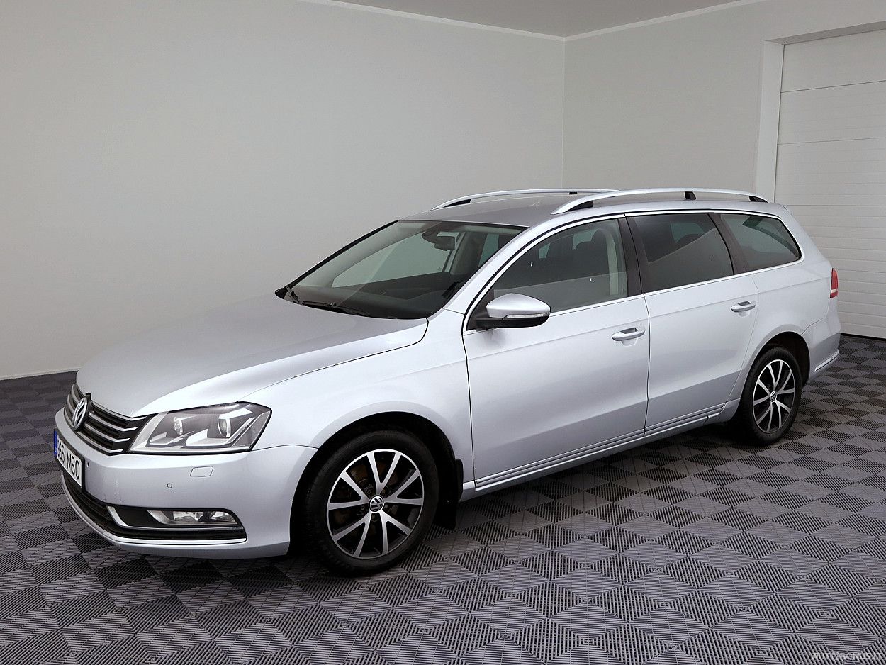 Volkswagen Passat | 1