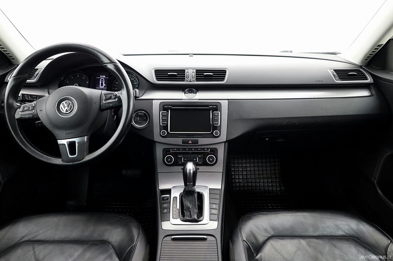 Volkswagen Passat | 4