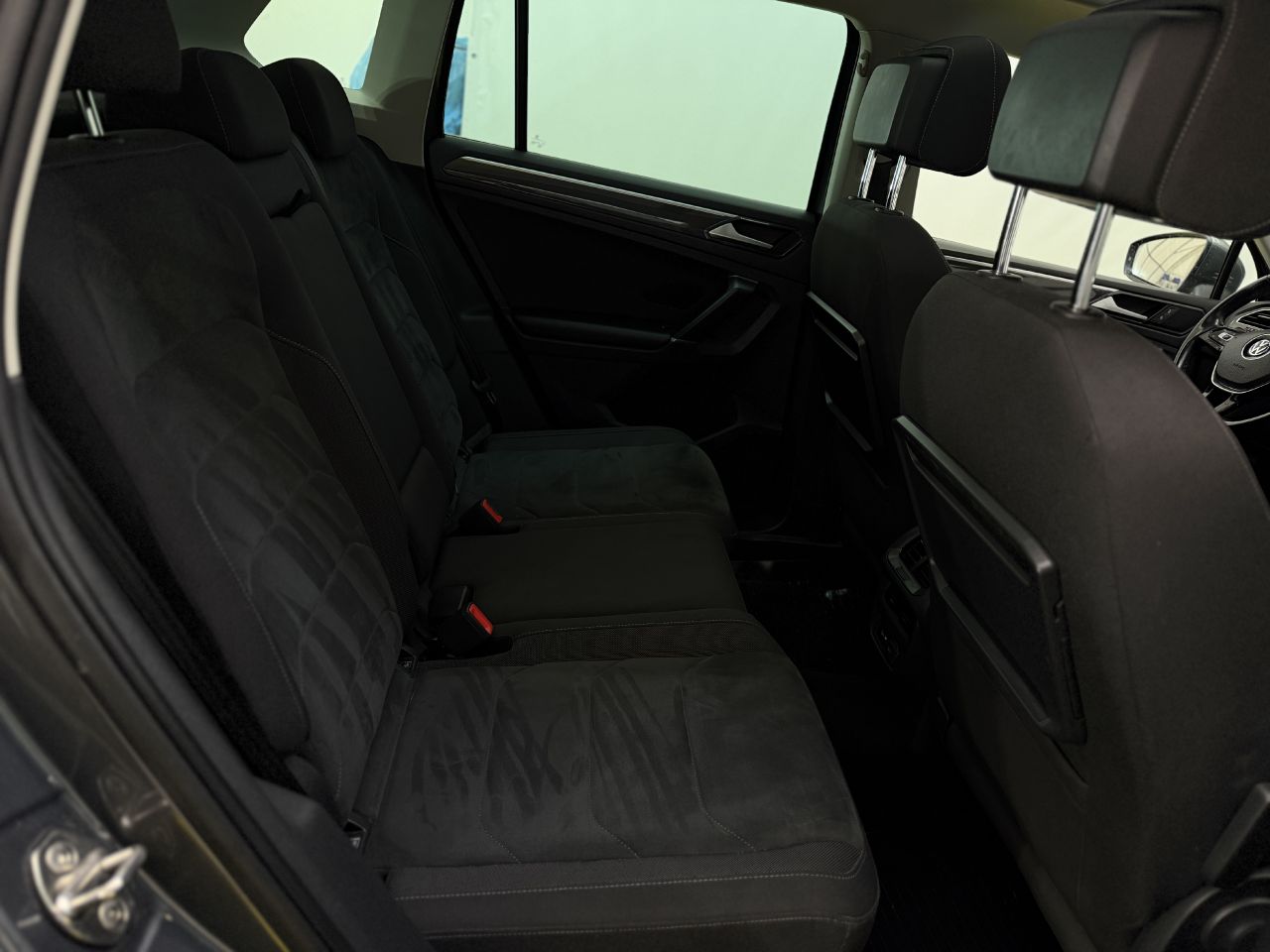 Volkswagen Tiguan | 12