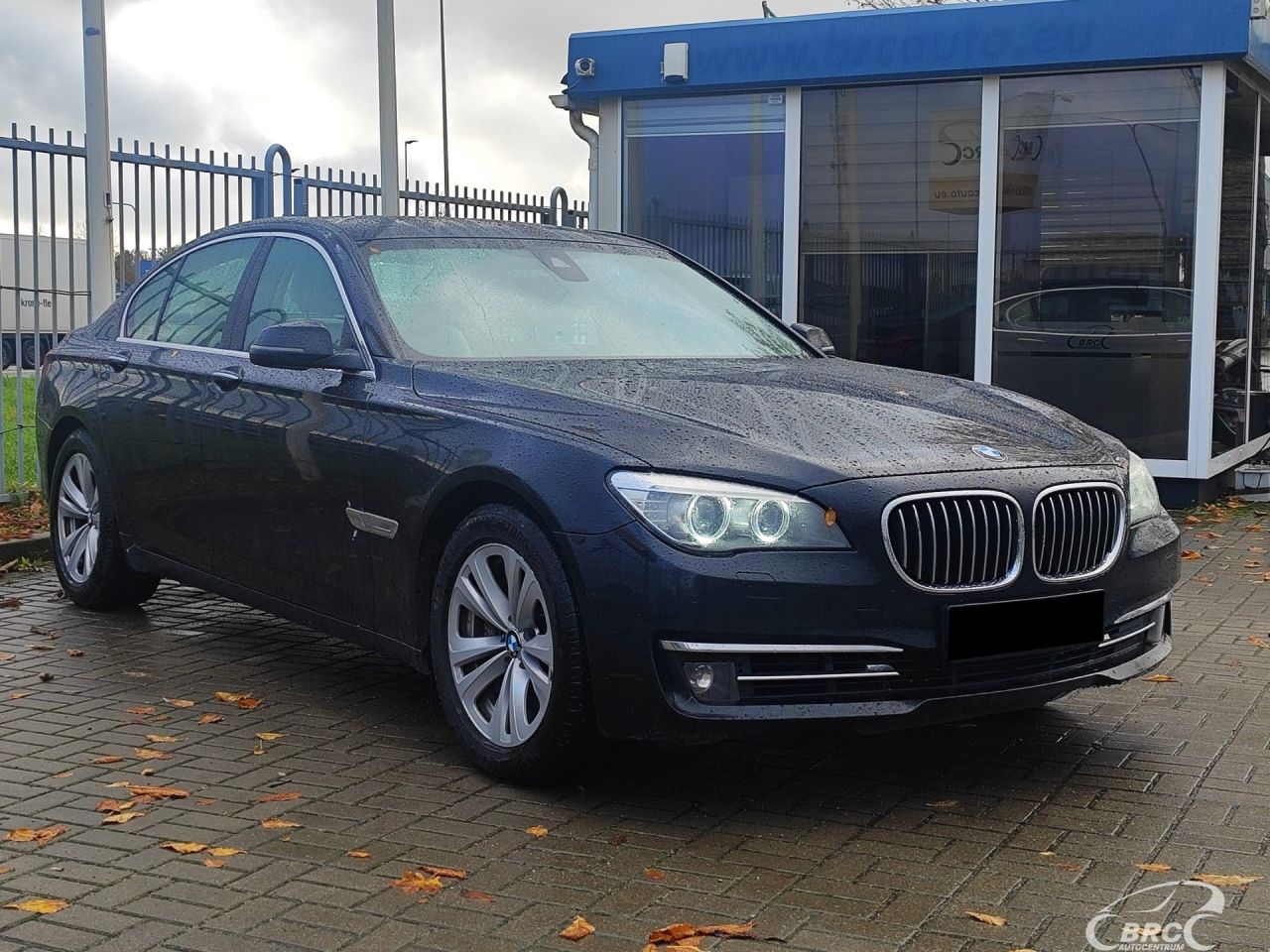 BMW 740 | 44