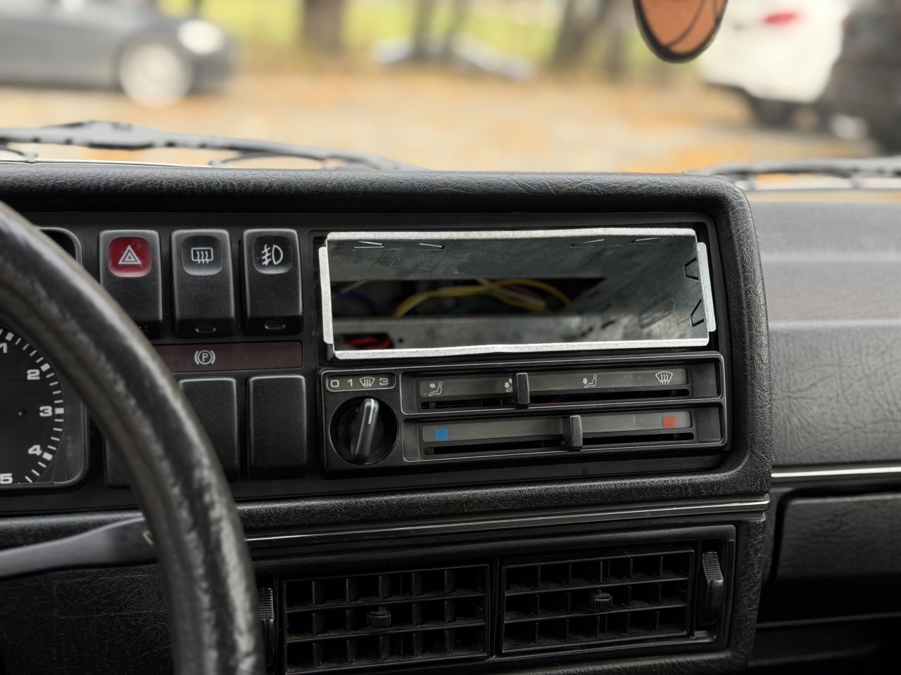 Volkswagen Golf | 12