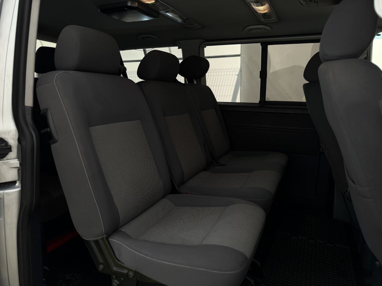 Volkswagen Caravelle | 13