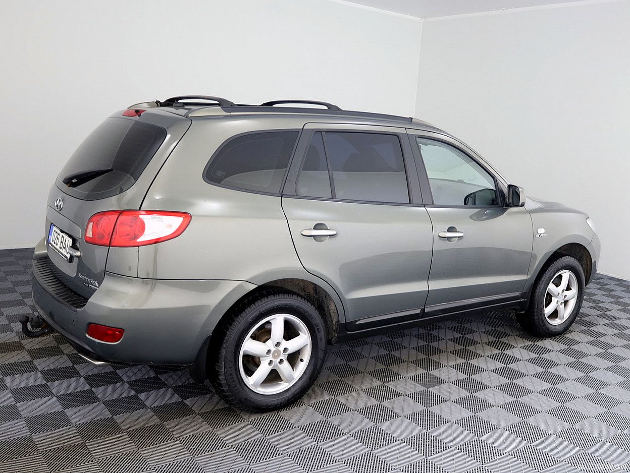 Hyundai Santa Fe | 2