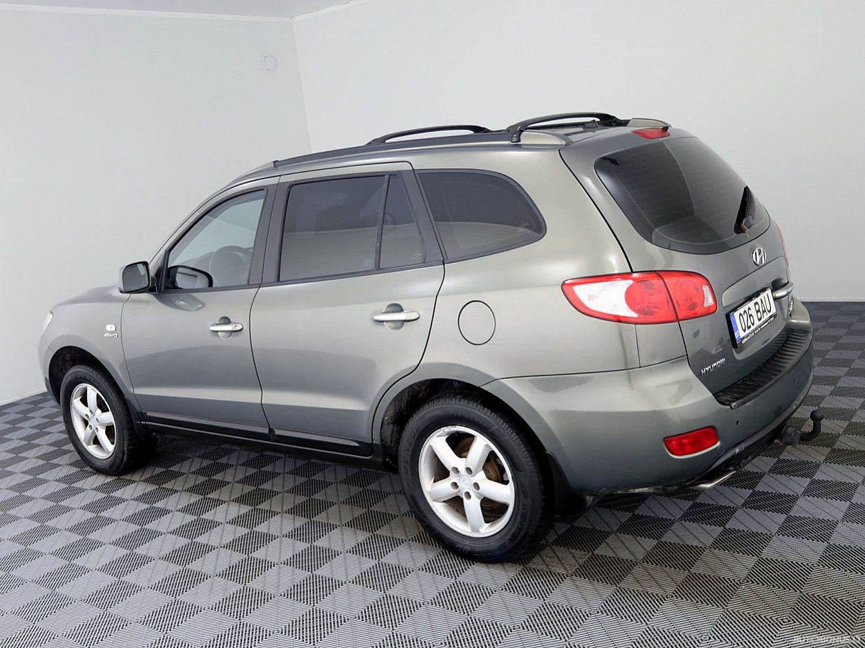 Hyundai Santa Fe | 3