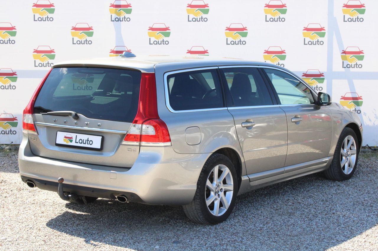 Volvo V70 | 3