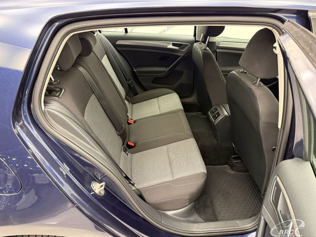 Volkswagen Golf | 15