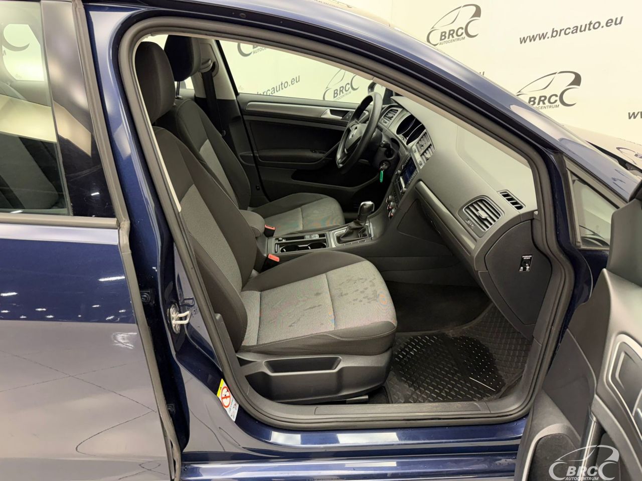 Volkswagen Golf | 14