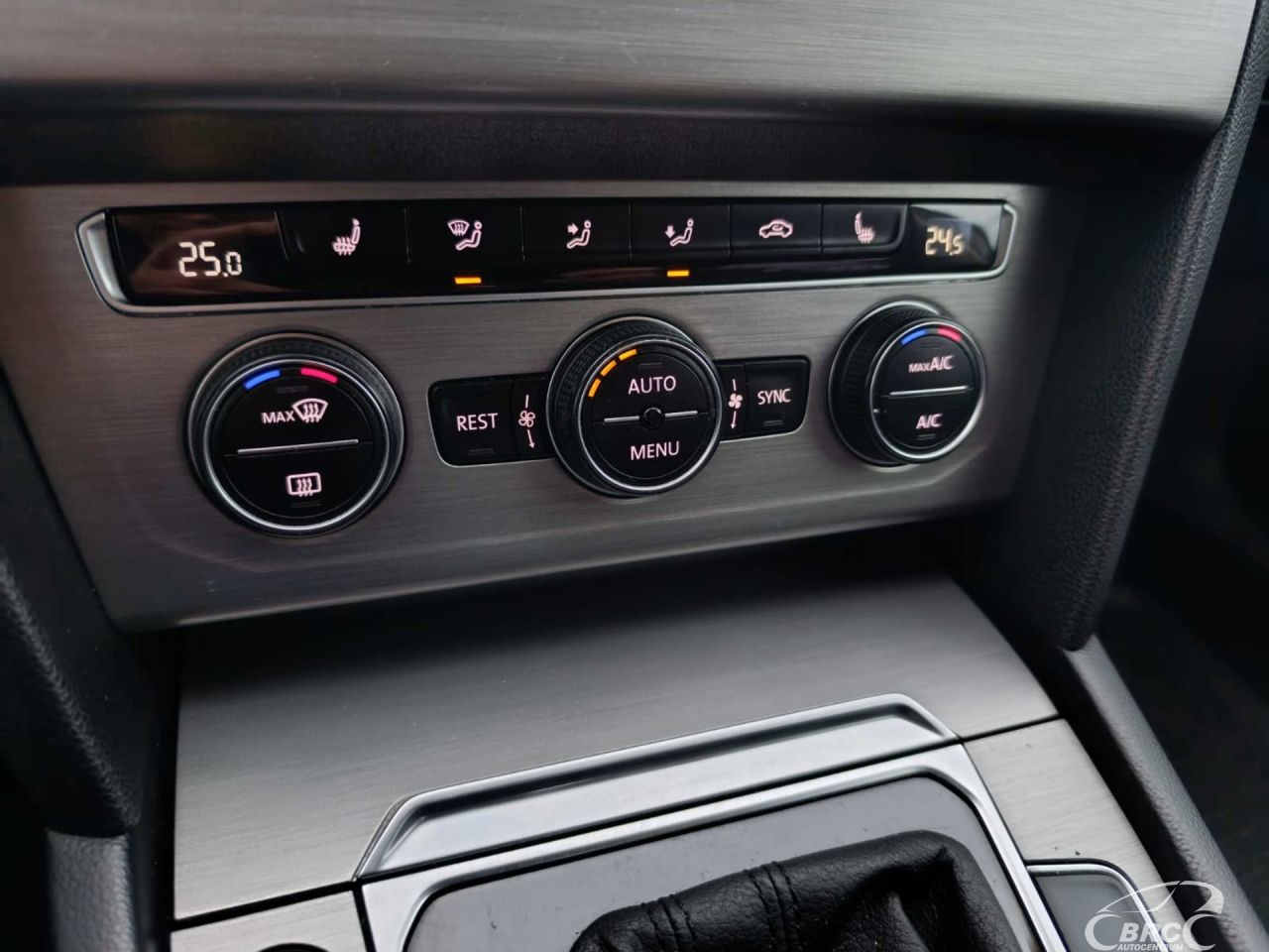 Volkswagen Passat | 17