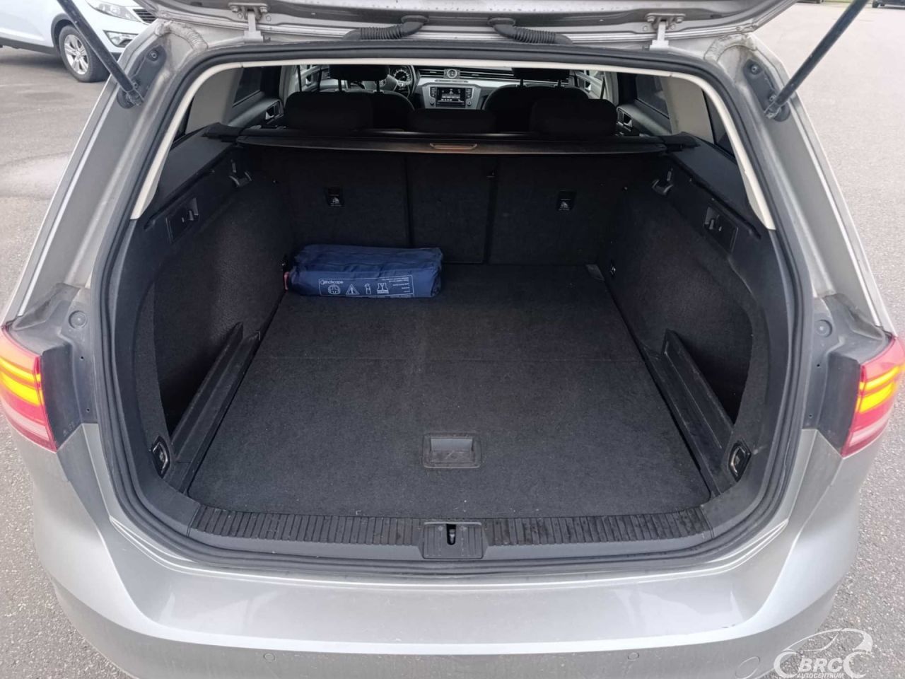 Volkswagen Passat | 23