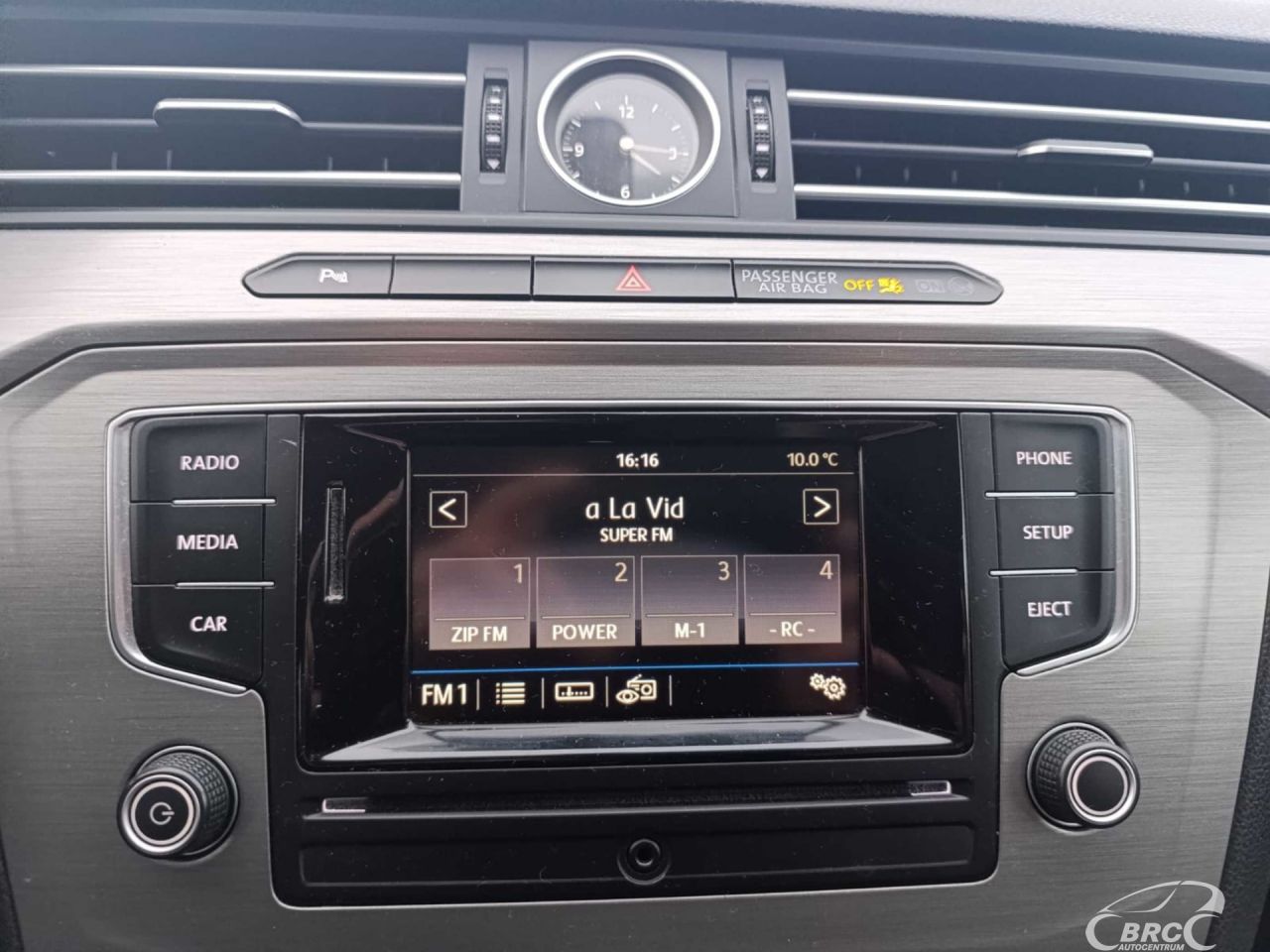 Volkswagen Passat | 18