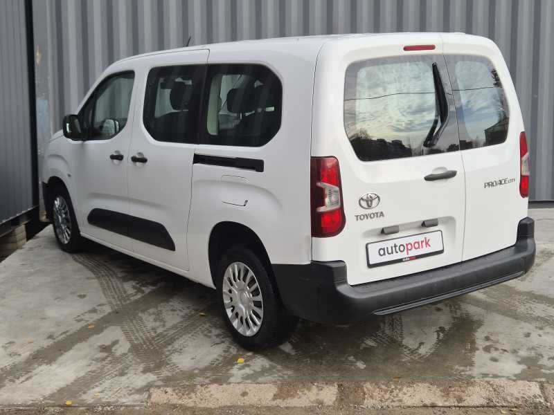Toyota Proace | 3