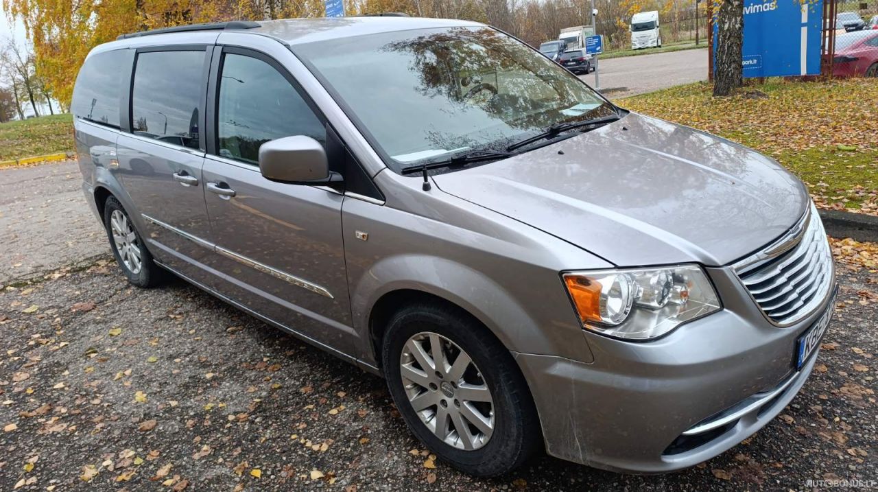 Chrysler Town & Country | 1