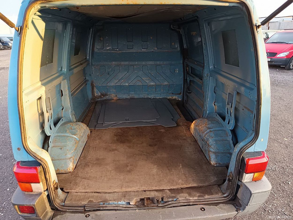 Volkswagen Transporter | 6