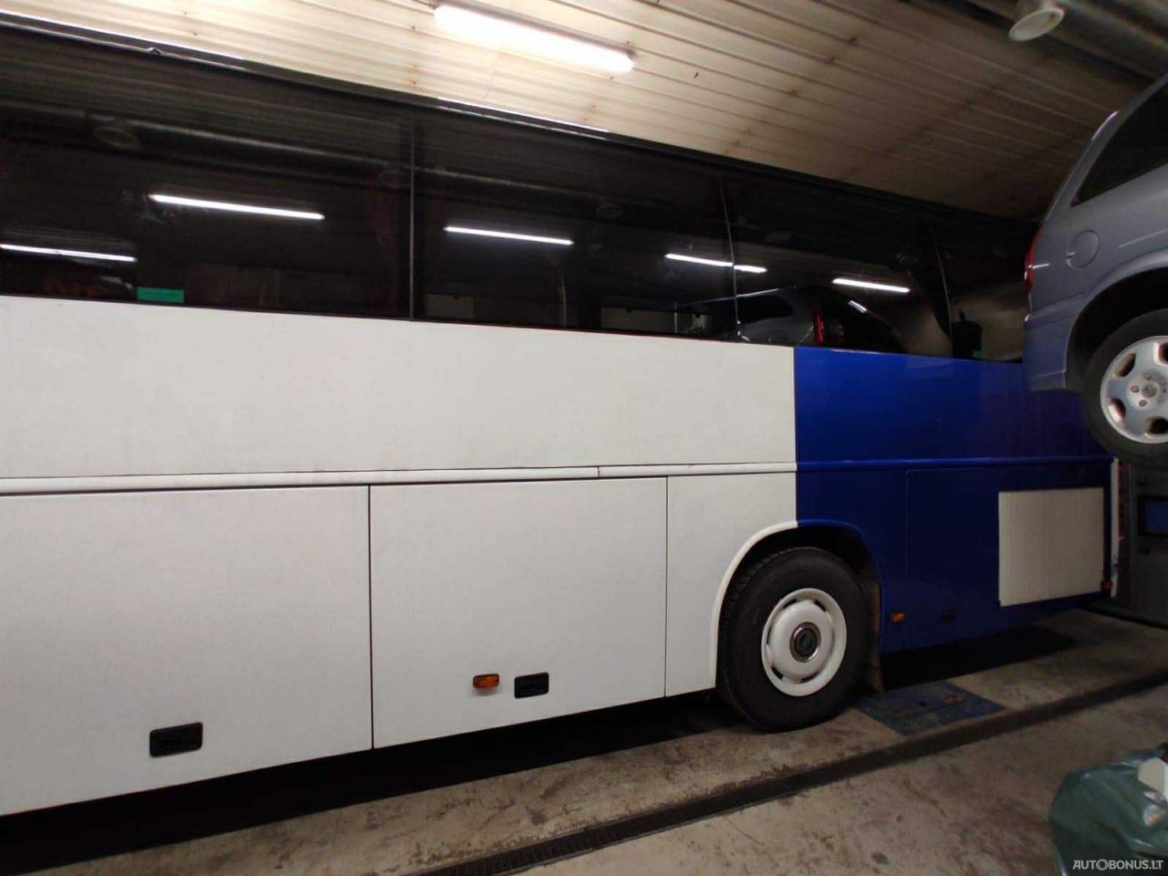 Volvo B12B, Prikabinamas namelis | 18